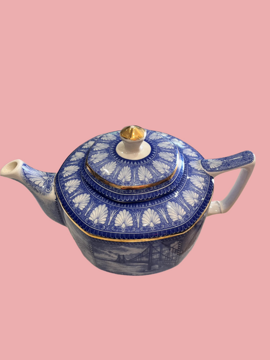 1920s Ringtons Blue & White Wade Teapot
