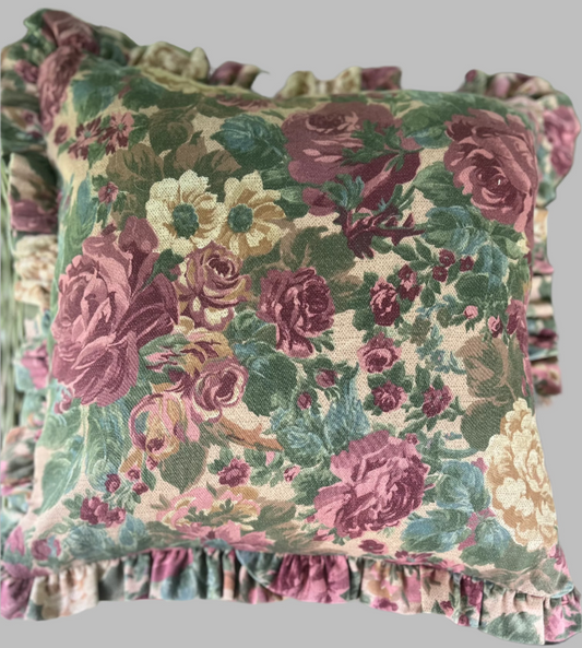 Handmade Red/pink Floral Ruffled Edge Cushion